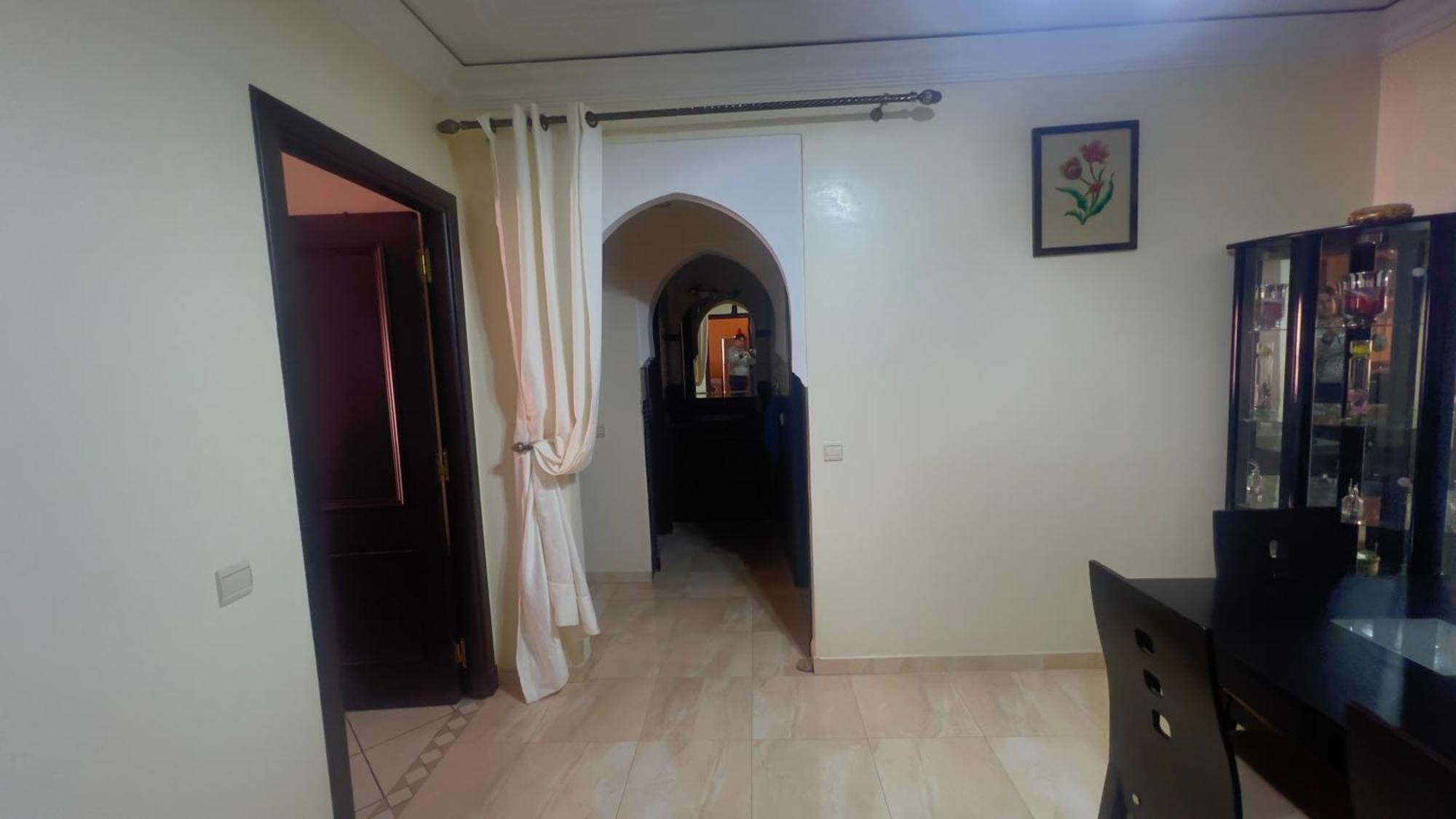 Magnifique Appartement Spacieux Confort Propre Familial 2 Chambres Salon Et Salle A Manger A 20Mn A Pied De Place Jemaa El Fina 4 Piscines Dans Espace De Golf A 12 Mn En Voitures L Entree Est Gratuit Pour La Clientele Ouvert Entre 10H Et 20H Marrákes Kültér fotó