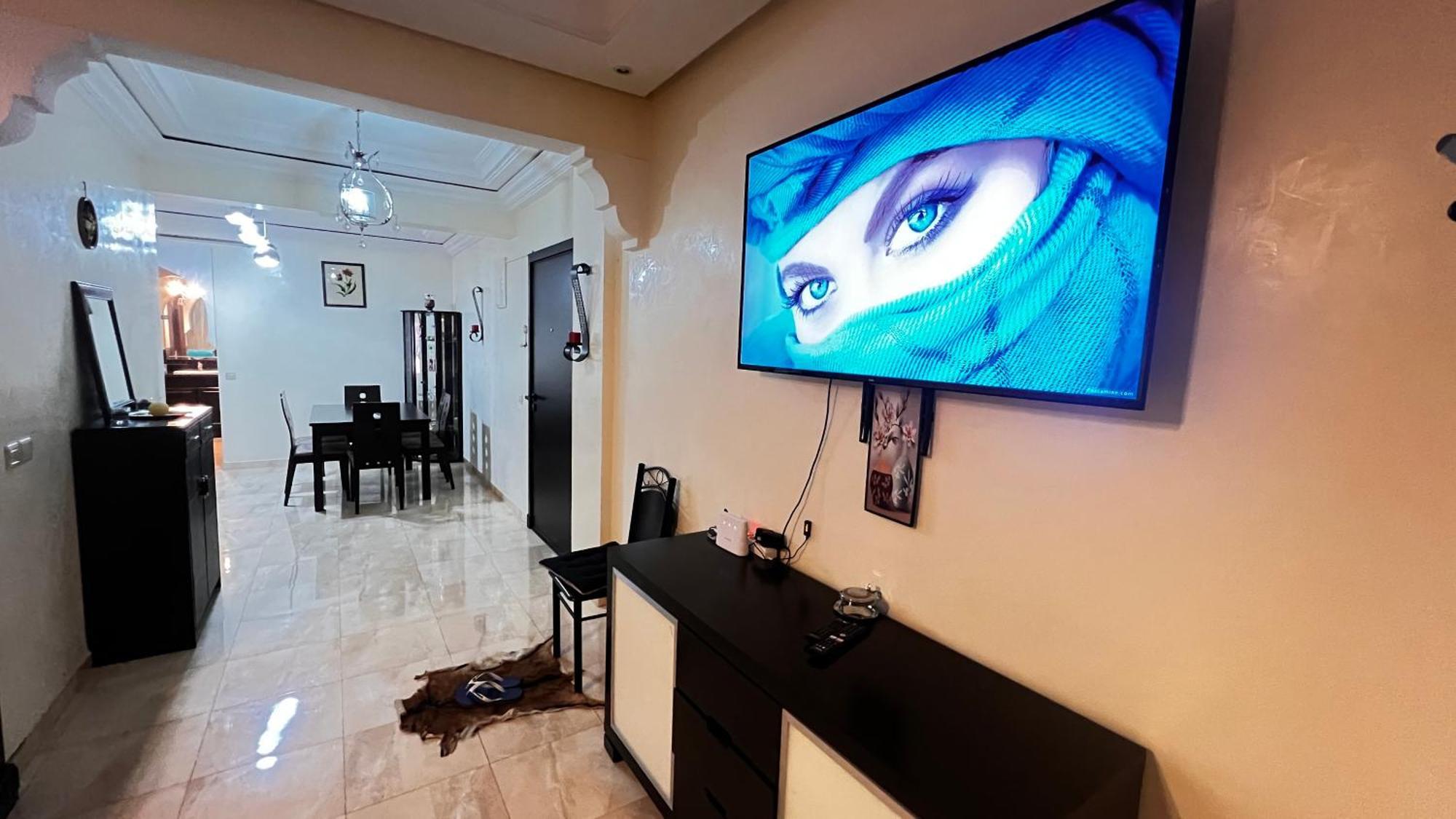 Magnifique Appartement Spacieux Confort Propre Familial 2 Chambres Salon Et Salle A Manger A 20Mn A Pied De Place Jemaa El Fina 4 Piscines Dans Espace De Golf A 12 Mn En Voitures L Entree Est Gratuit Pour La Clientele Ouvert Entre 10H Et 20H Marrákes Kültér fotó